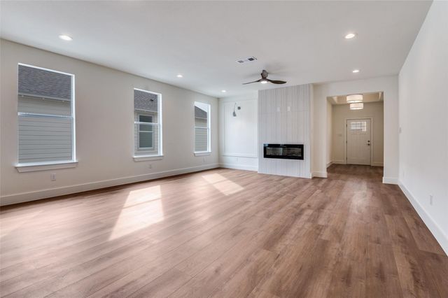 3608 Latimer Street, Dallas, TX 75215