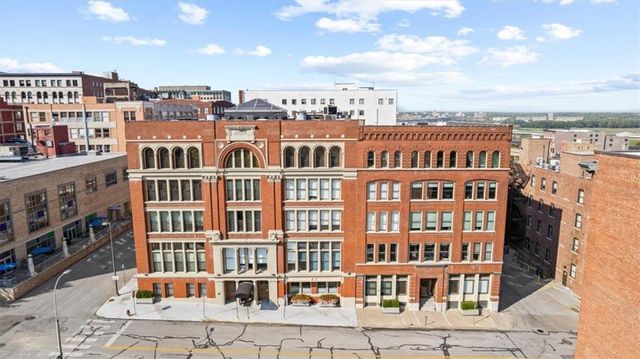 612 Central Street 503, Kansas City, MO 64105