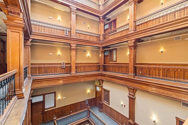 612 Central Street 503, Kansas City, MO 64105