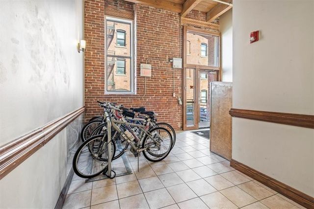 612 Central Street 503, Kansas City, MO 64105