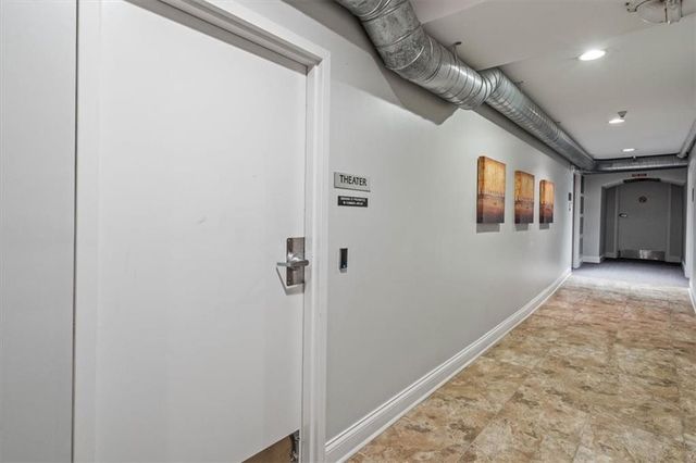 612 Central Street 503, Kansas City, MO 64105