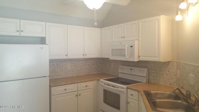 1174 Shipyard Boulevard, Wilmington, NC 28412