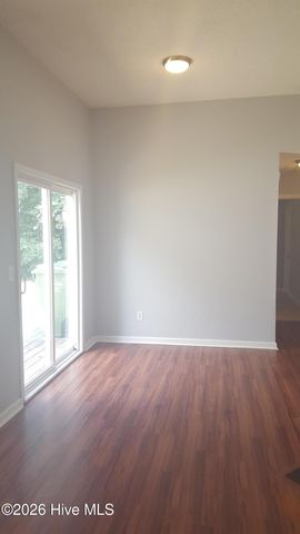 1174 Shipyard Boulevard, Wilmington, NC 28412