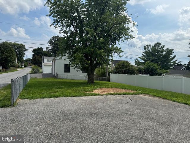 11 BELFAST RD, Lutherville Timonium, MD 21093
