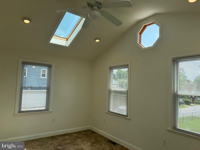 11 BELFAST RD, Lutherville Timonium, MD 21093