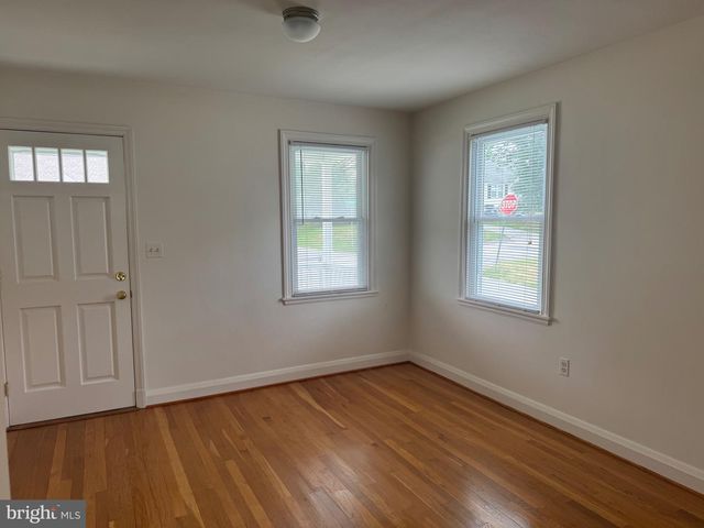 11 BELFAST RD, Lutherville Timonium, MD 21093