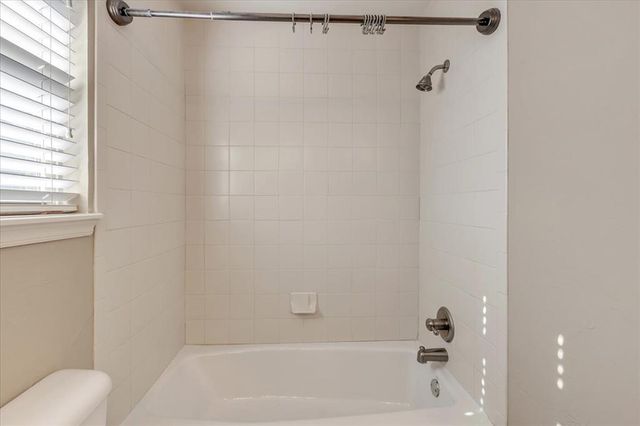 745 Martina Lane, Edmond, OK 73034