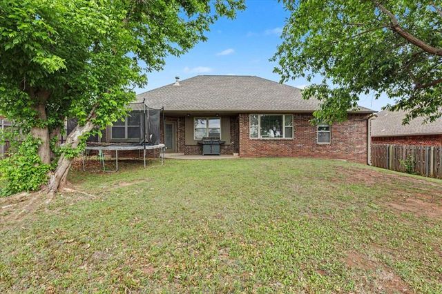 745 Martina Lane, Edmond, OK 73034
