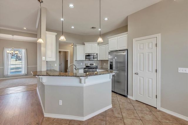 745 Martina Lane, Edmond, OK 73034