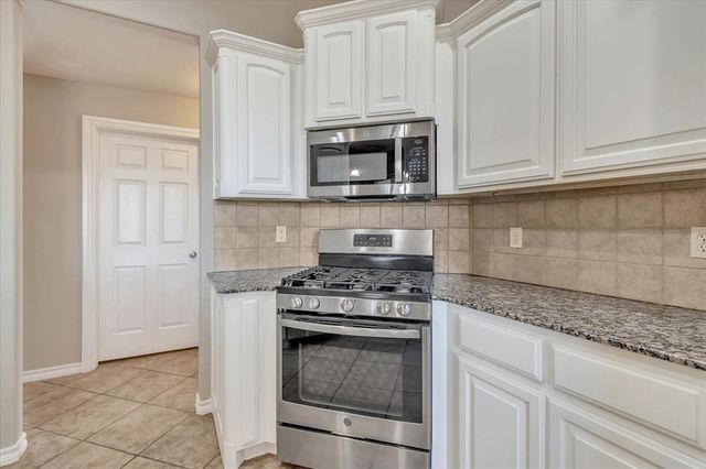 745 Martina Lane, Edmond, OK 73034