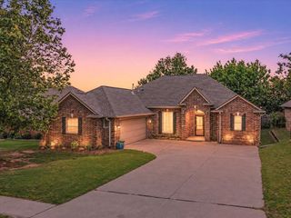 745 Martina Lane, Edmond, OK 73034