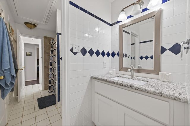 10339 Claybrook Drive, Houston, TX 77089