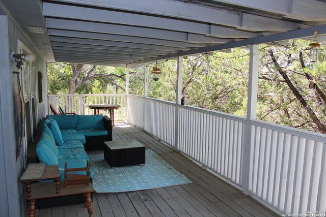 1259 Rotherman, Canyon Lake, TX 78133