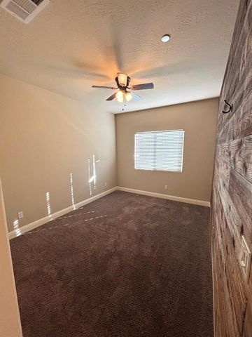 6248 E Farrin Avenue, Fresno, CA 93727