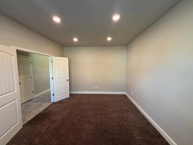 6248 E Farrin Avenue, Fresno, CA 93727