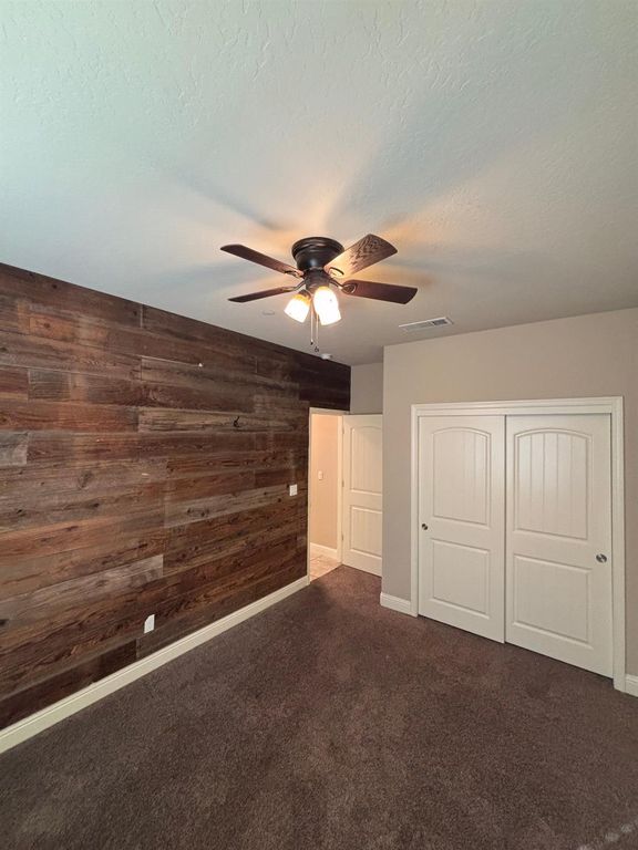 Image 17 of property listing at 6248 E Farrin Avenue, Fresno, CA 93727