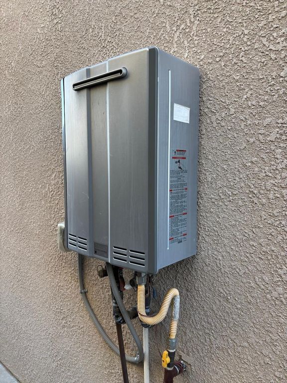 Image 29 of property listing at 6248 E Farrin Avenue, Fresno, CA 93727