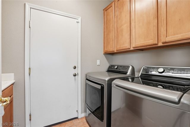 6533 Candleglade Court, North Las Vegas, NV 89084