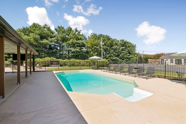 6317 Lampkins Bridge Rd, College Grove, TN 37046