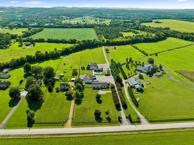 6317 Lampkins Bridge Rd, College Grove, TN 37046