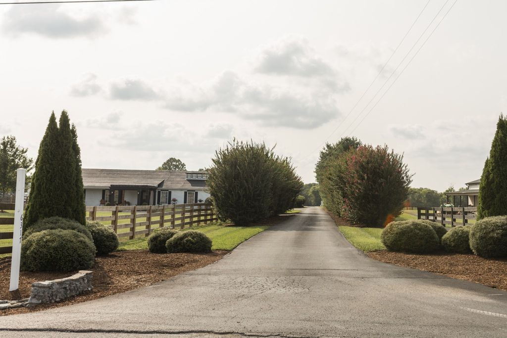 6317 Lampkins Bridge Rd, College Grove, TN 37046