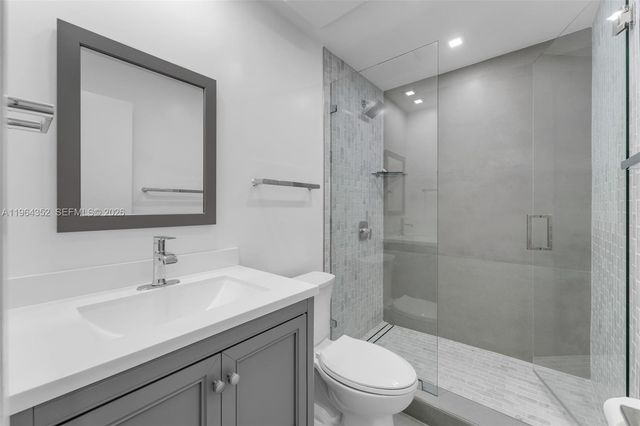 6346 SW 136th Ct 110-H, Miami, FL 33183