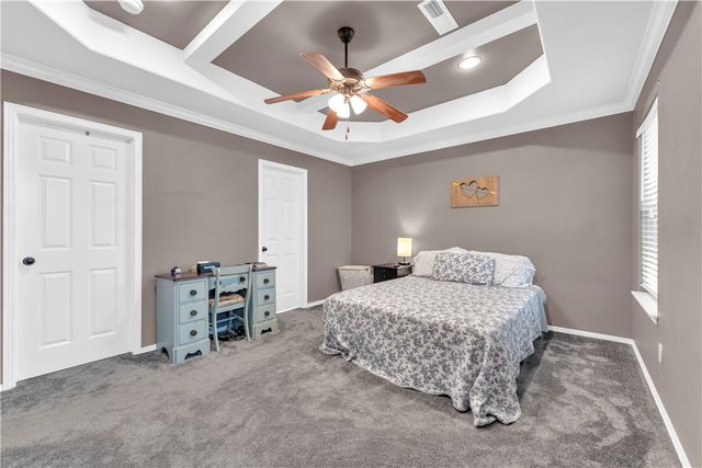 402 W Worchester, Siloam Springs, AR 72761
