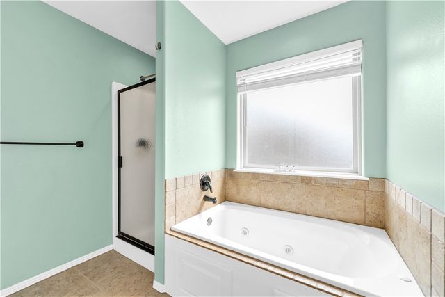 402 W Worchester, Siloam Springs, AR 72761