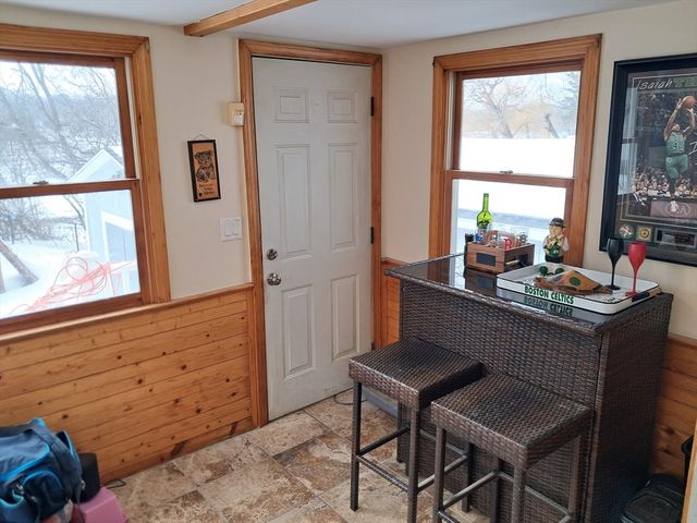 187 Hamilton St, Saugus, MA 01906