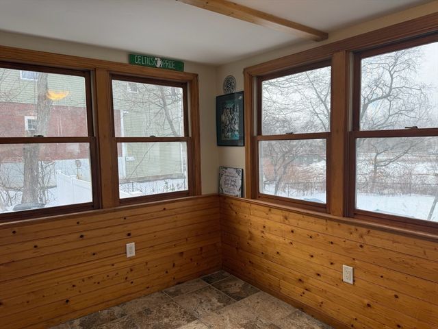 187 Hamilton St, Saugus, MA 01906