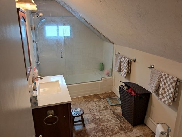 187 Hamilton St, Saugus, MA 01906