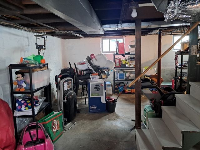 187 Hamilton St, Saugus, MA 01906