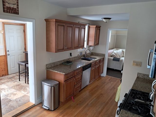 187 Hamilton St, Saugus, MA 01906