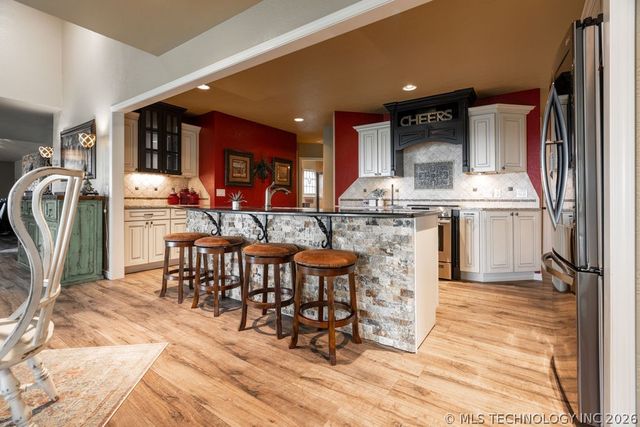 14235 Bois Darc, Kingston, OK 73439