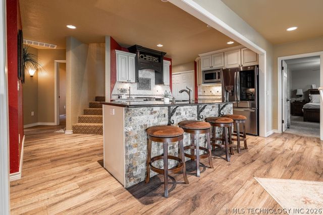 14235 Bois Darc, Kingston, OK 73439