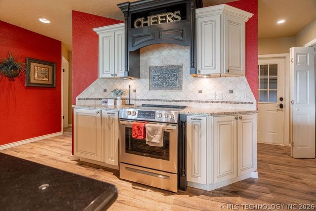 14235 Bois Darc, Kingston, OK 73439