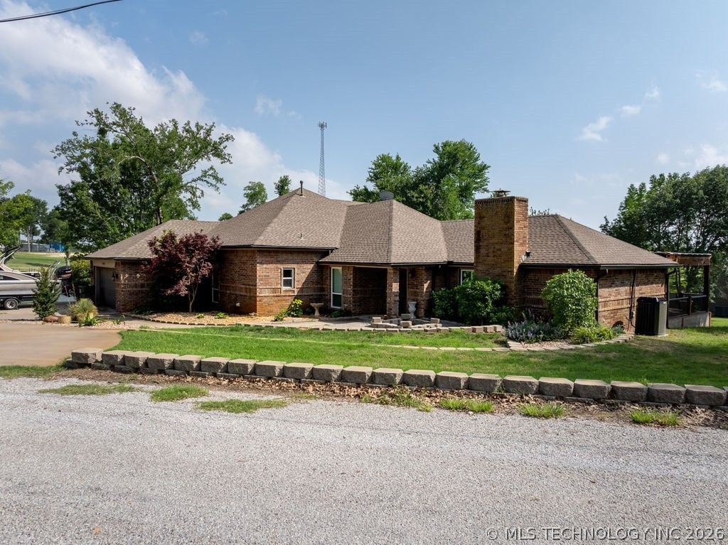 14235 Bois Darc, Kingston, OK 73439