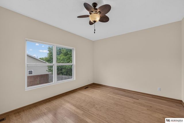 14601 Hartman Avenue, Omaha, NE 68116