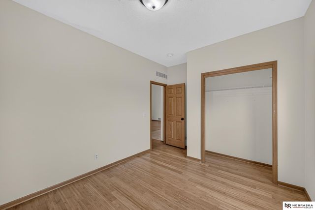 14601 Hartman Avenue, Omaha, NE 68116