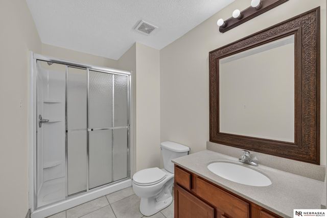 14601 Hartman Avenue, Omaha, NE 68116