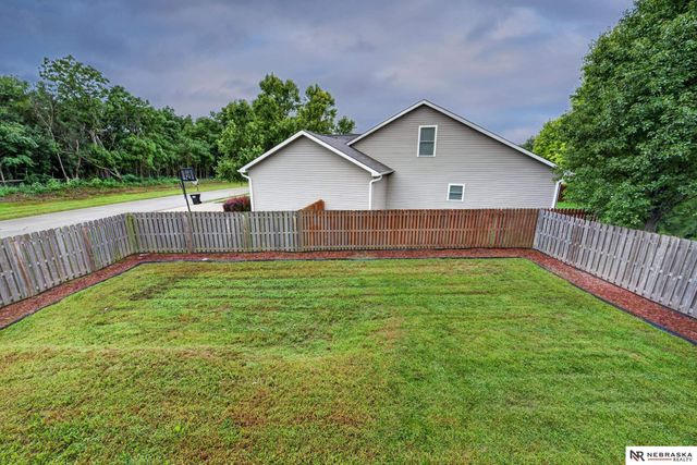 14601 Hartman Avenue, Omaha, NE 68116