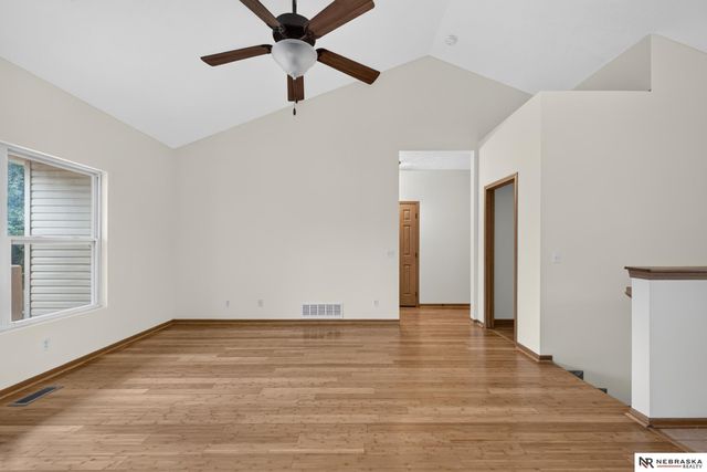 14601 Hartman Avenue, Omaha, NE 68116