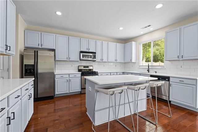 145 Paxton Place, Newnan, GA 30263