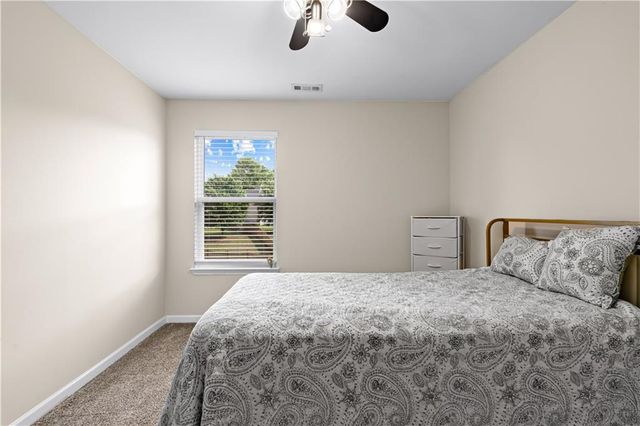 145 Paxton Place, Newnan, GA 30263