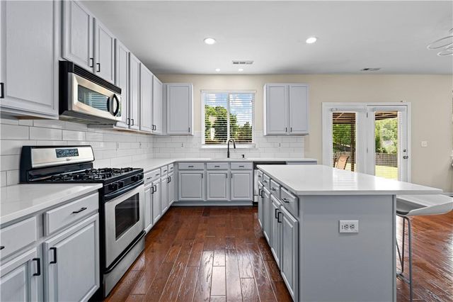 145 Paxton Place, Newnan, GA 30263