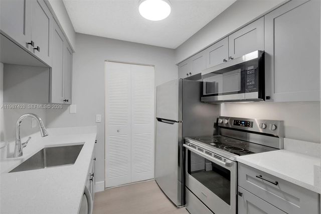 1247 SW 46th Ave 1314, Pompano Beach, FL 33069