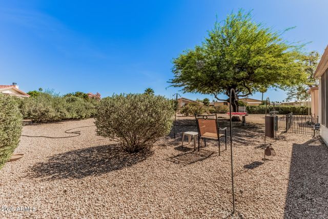 8230 E CORALBELL Circle, Mesa, AZ 85208