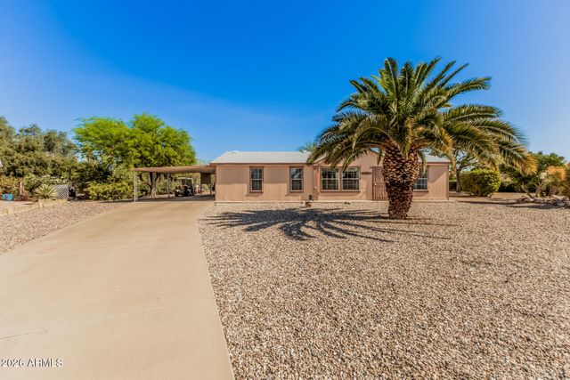 8230 E CORALBELL Circle, Mesa, AZ 85208