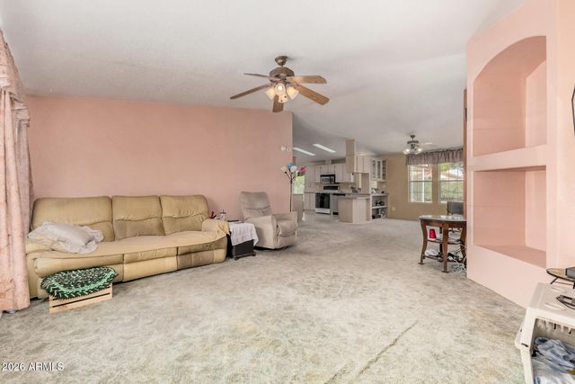 8230 E CORALBELL Circle, Mesa, AZ 85208