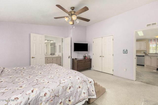 8230 E CORALBELL Circle, Mesa, AZ 85208